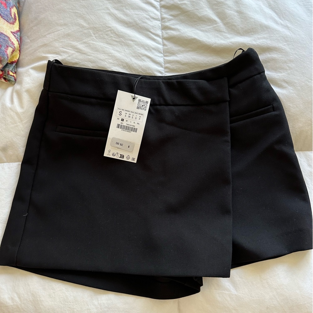 Zara black skort new with tags